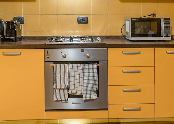 Stylish 2 Bedroom With Balcony Verona