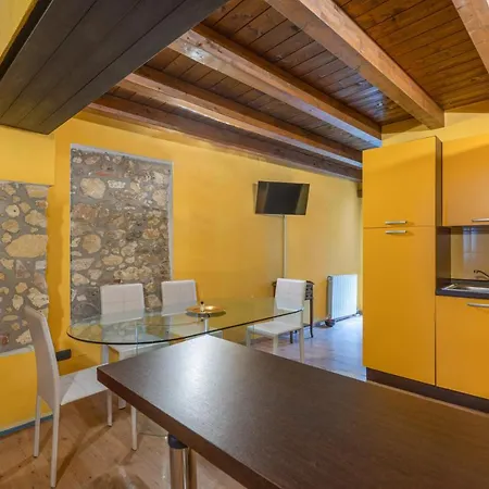 Stylish 2 Bedroom With Balcony Appartement *