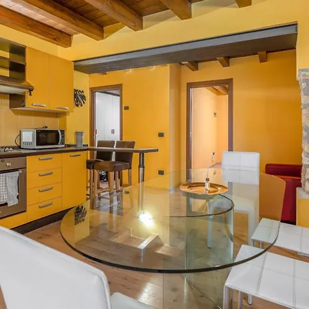 Stylish 2 Bedroom With Balcony * Vérone